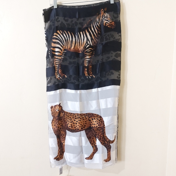 Accessory Street 100% Silk Animal Leopard Zebra Tiger Print Square Scarf 36 x 36 - Picture 4 of 7